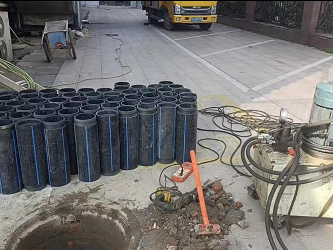 马鞍山PE置换管厂家 DN315置换管 非开挖管短管置换